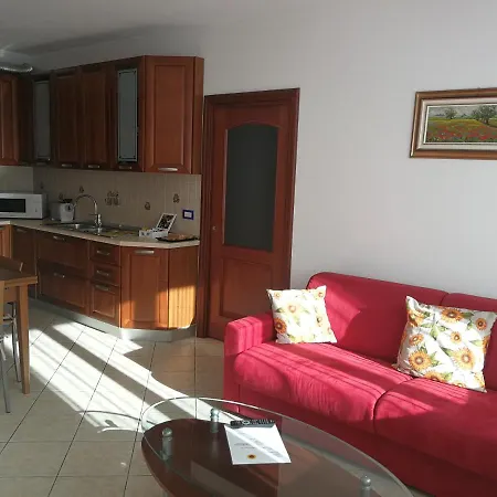 Il Girasole Apartment *