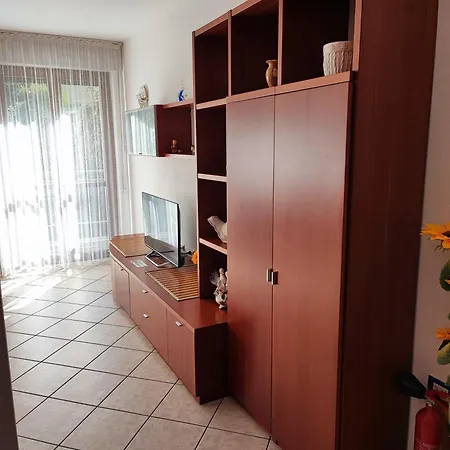 Il Girasole Apartment *