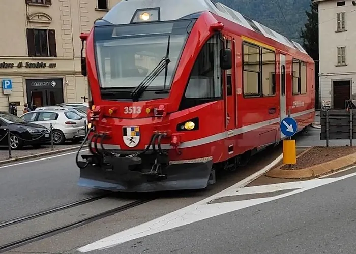 Il Girasole Διαμέρισμα Tirano